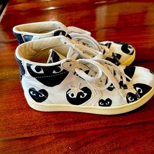Comme des garçons x converse